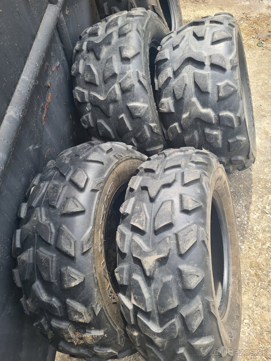 Pneu MAXXIS R12 - 2