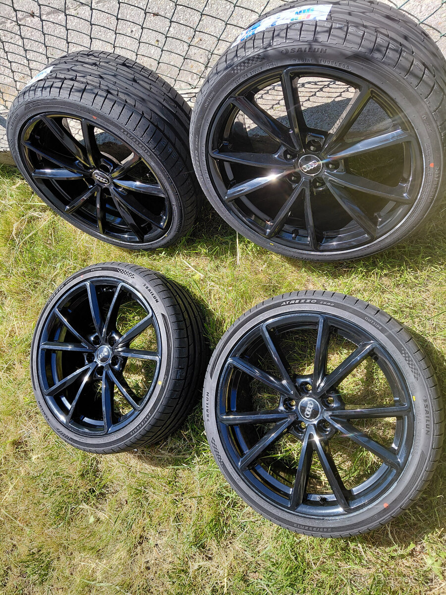 19" AUDI A4 RS - 2