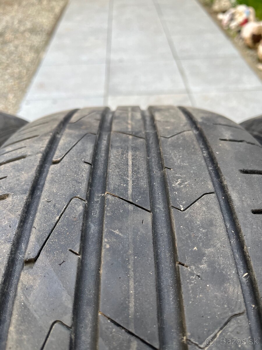 215/55 r17 letne pneu - 2