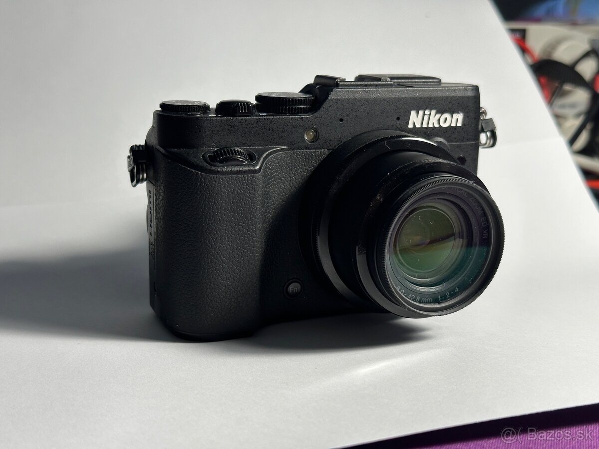 Nikon CoolPix P7800 - 2