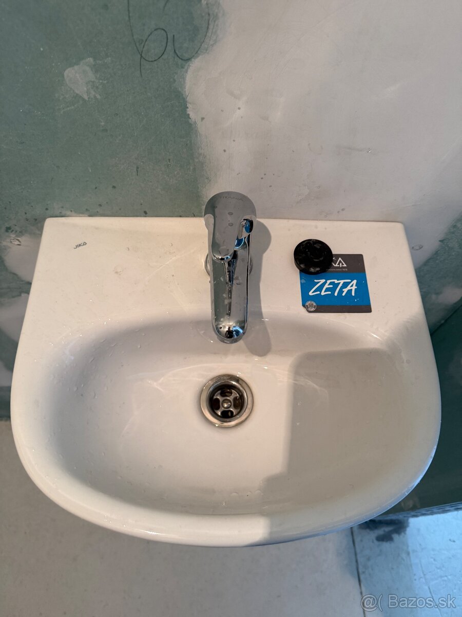 WC zavesne - 2