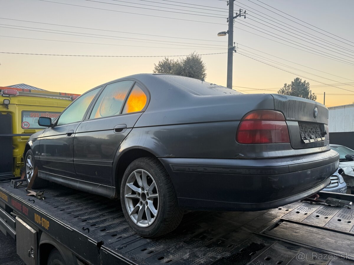 Rozpredam BMW e39 525tds 105kw - 2