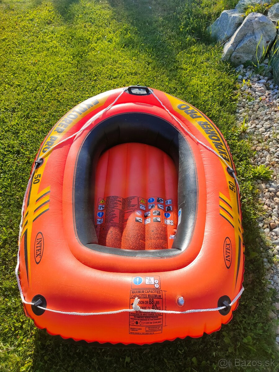 Čln Explorer Pro 50 nafukovací+veslá - 2