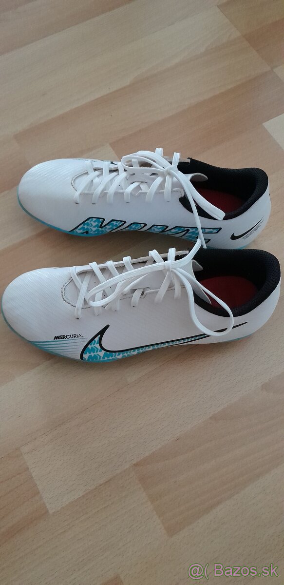Kopačky Nike č.38.5 - 2
