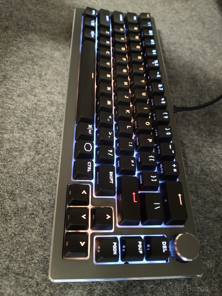 Cooler Master CK721 - 2