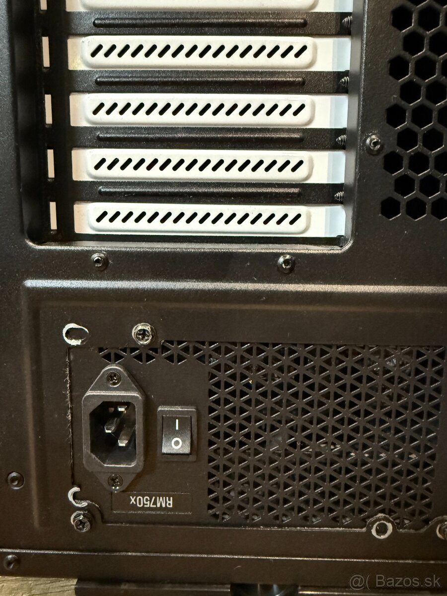 Herný počítač s GTX 1080 Ti , i5-10400F , 16GB , SSD 500 GB - 2