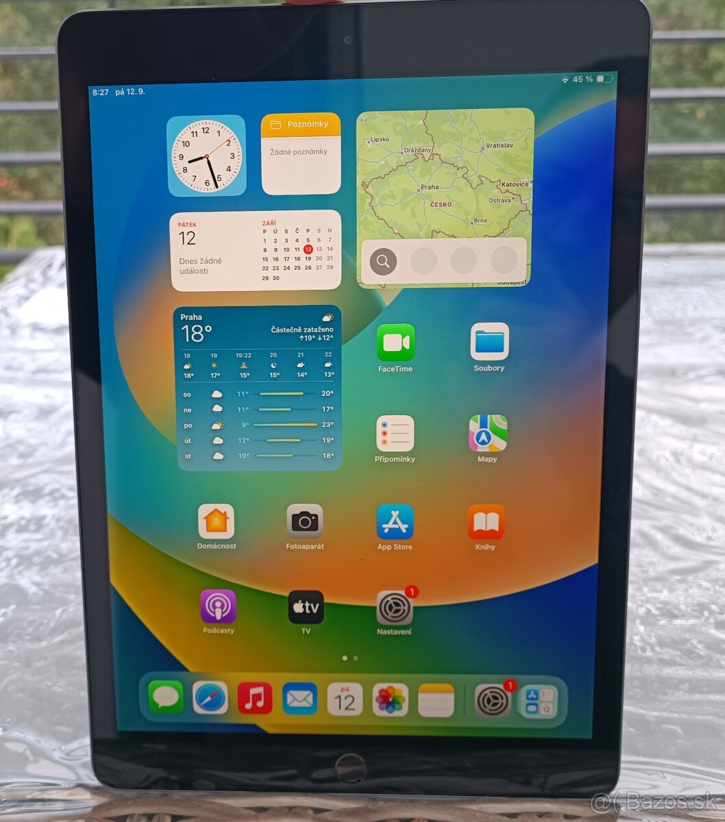 Apple iPad 8 gen. / 32GB Uložiště / 3GB RAM / LCD 10.2" - 2