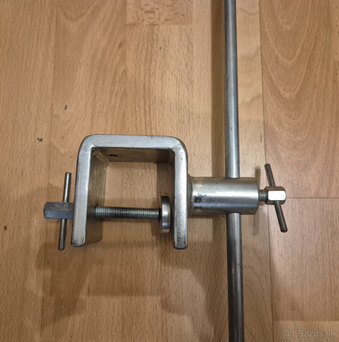 Držiak na sondu sonaru. - 2