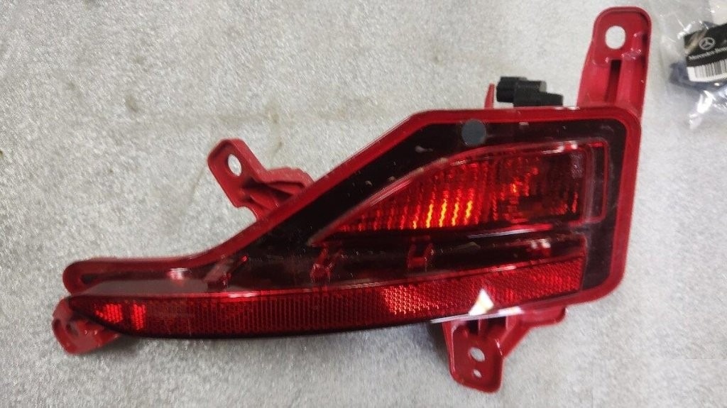 Kia Sportage, Toyota C-HR - svetlo hmlovka zrkadlo - 2