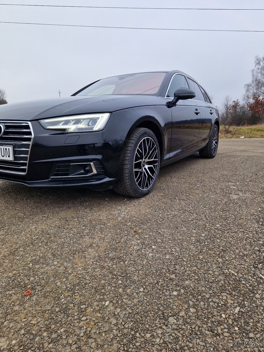 Audi A4 , VIRTUAL-MATRIX-F1-PAMÄŤ-ACC - 2