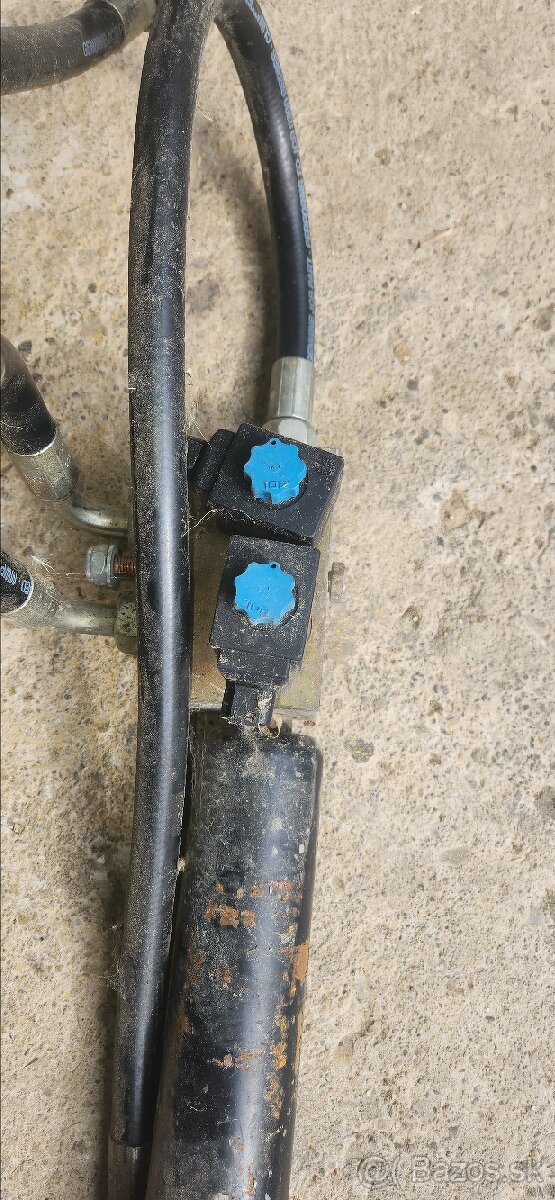 SRS plávajúca poloha prednej klapačky 3CX/4CX - 2