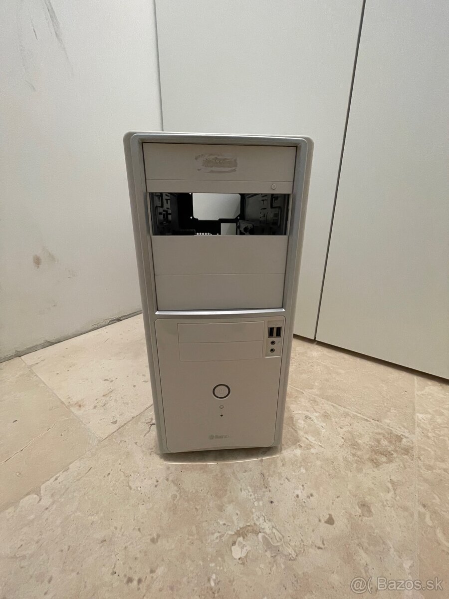 Počítačova skriňa - 2