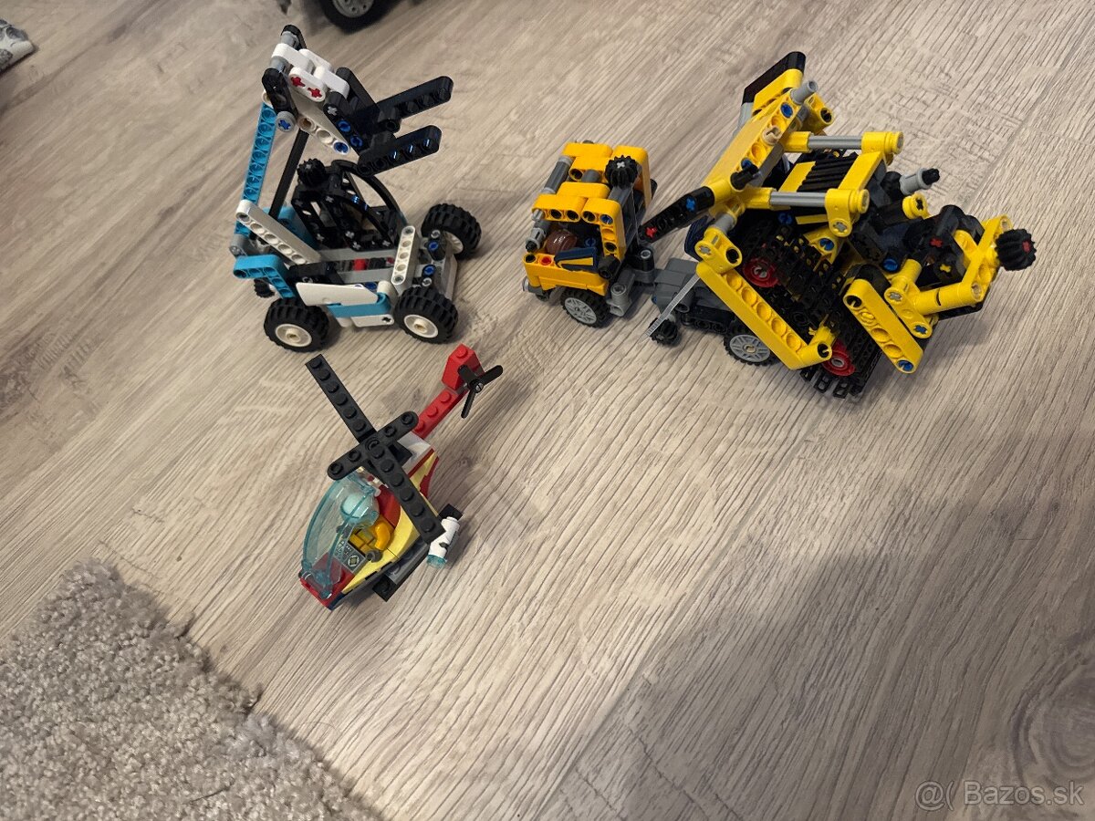 8x LEGO Technic 150€+dohoda - 2