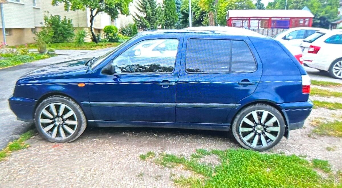 Volkswagen golf 3 1.6 benzin 74 kw - 2
