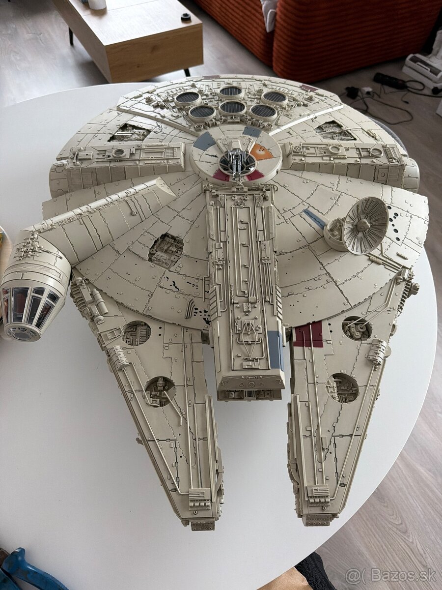 Deagostini Millenium falcon - 2
