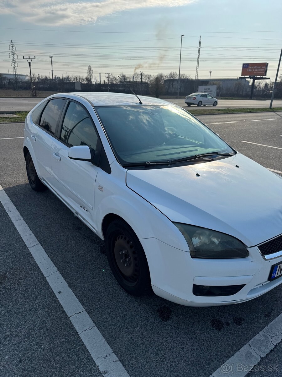 Ford Focus 1.6 Benzín (2007) - 2