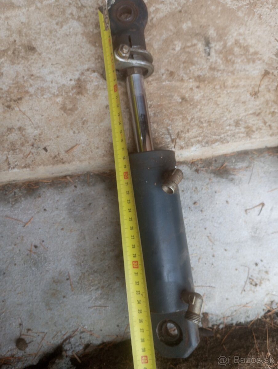 Hydraulický piest - 2