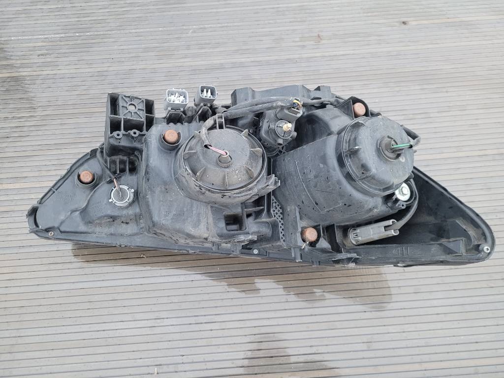 MITSUBISHI ASX LAVE SVETLO - 2