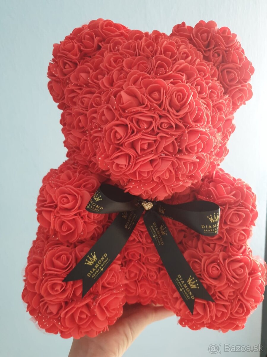 Macko z ruží - Rose Bear - 2