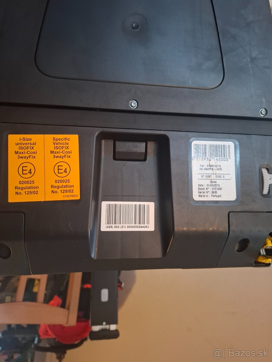 Sedačka MAXI COSI + 3wayfix - 2