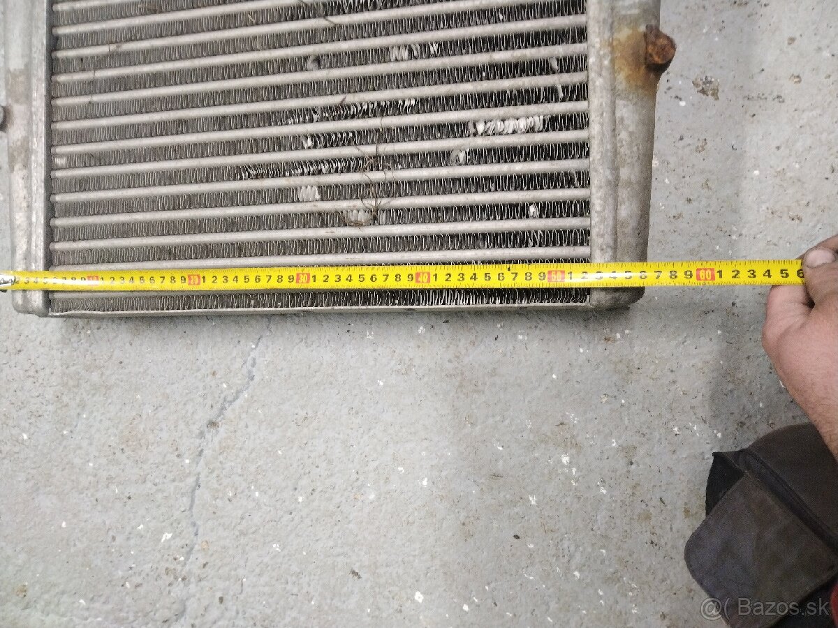 Renault Midlum-Intercooler, chladic - 2