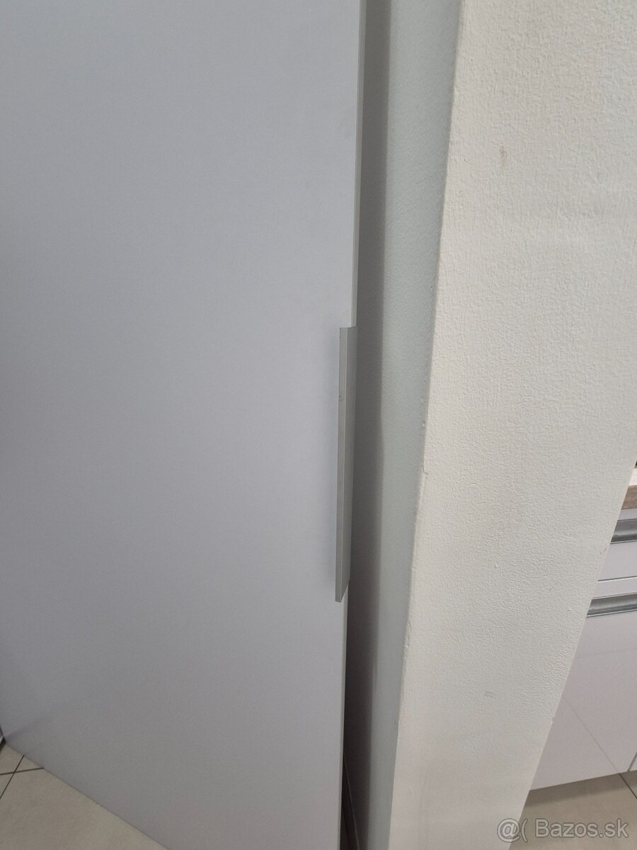 Biele posuvné dvere - 2