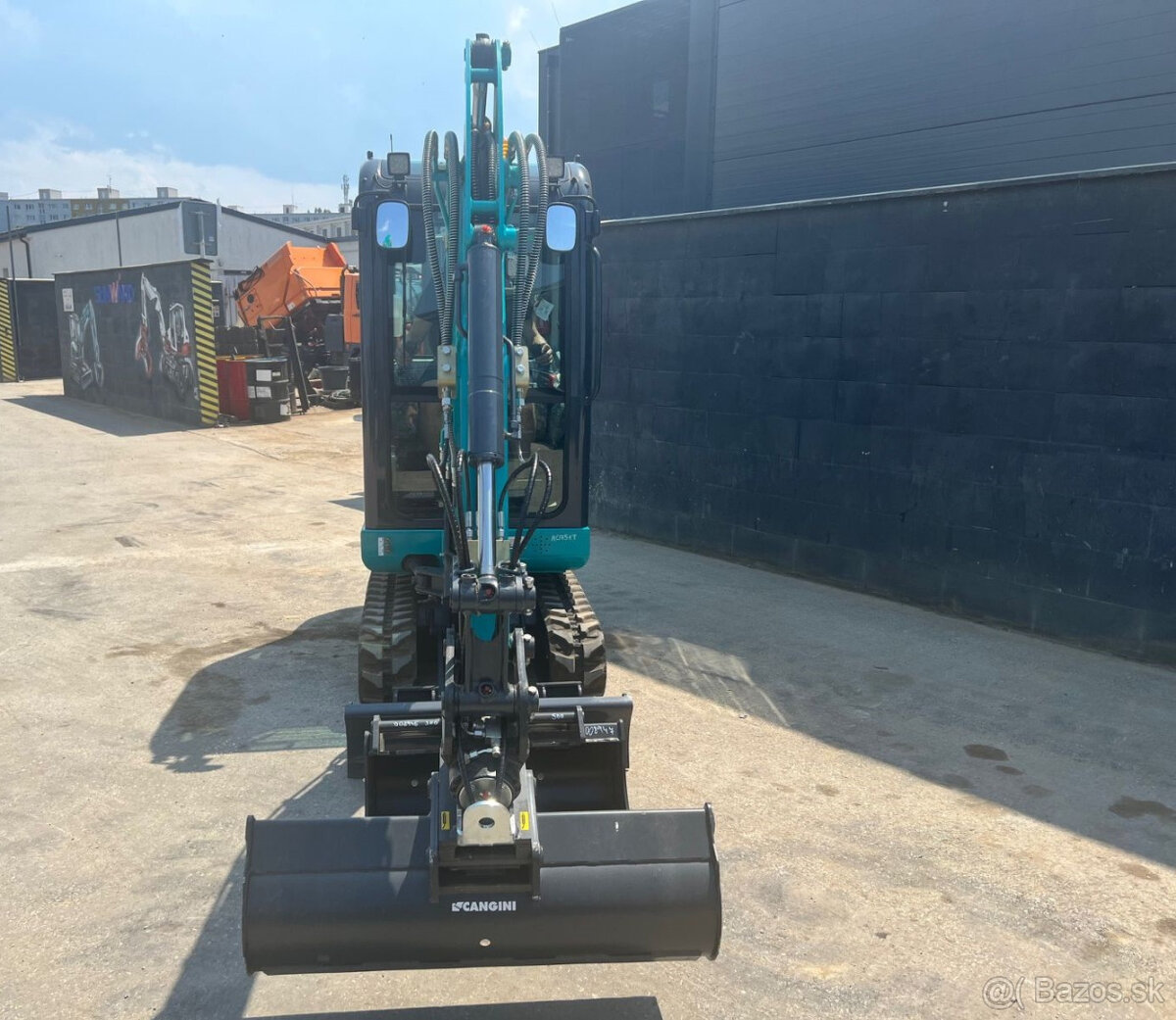 SUNWARD SWE20F+ powertilt + hydraulický rýchloupinač - 2