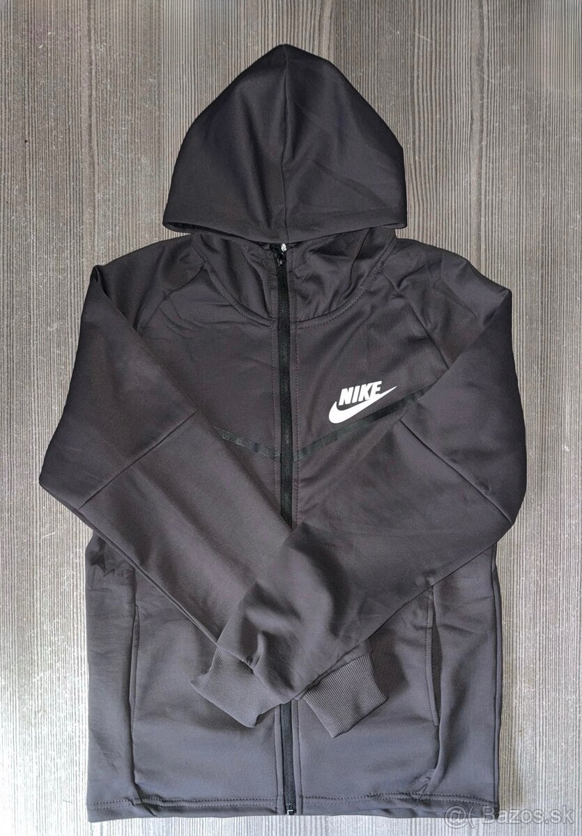 Nike Tech Fleece - 2