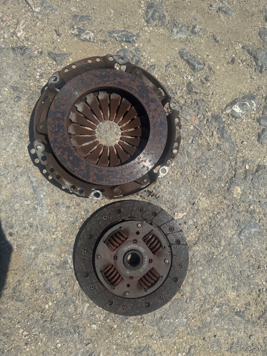rôzne z Toyota Yaris - 2