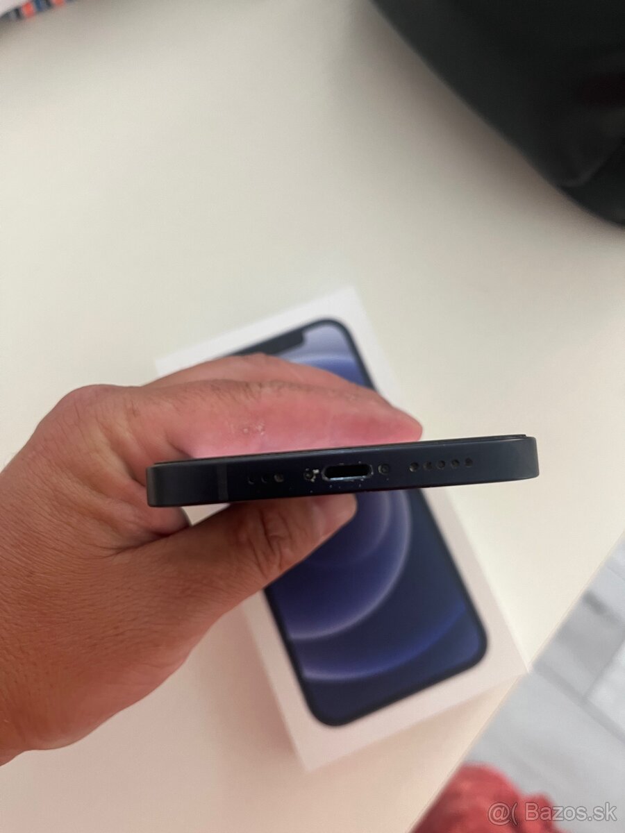 iPhone 12 64gb - 2