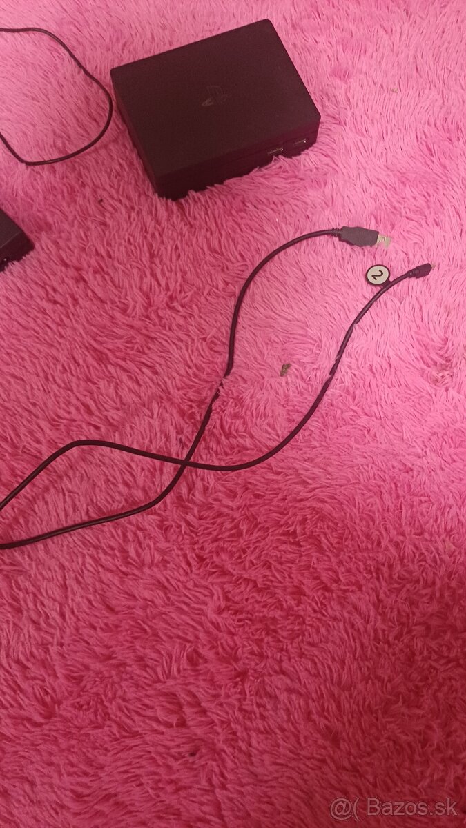 Predám VR1 okuliare na ps4 - 2