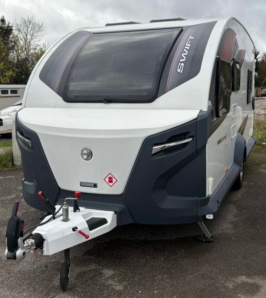 Expediční anglicky karavan Swift Basecamp 6 r.v 2022 - 2