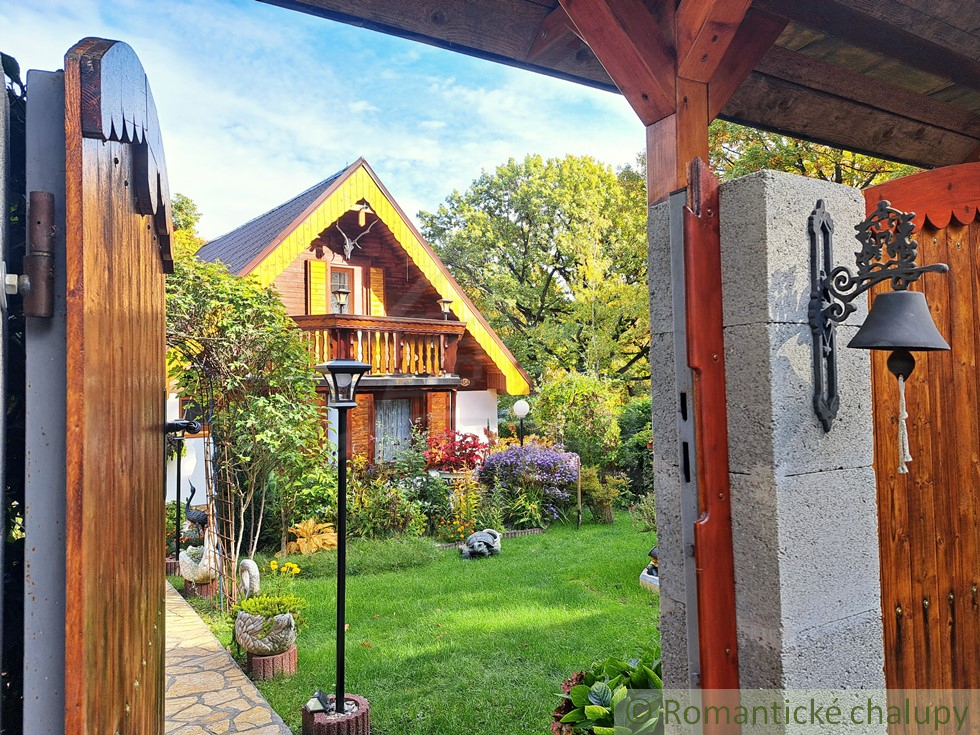 Romantická chata v rekreačnej oblasti v peknom lesnom pros - 2