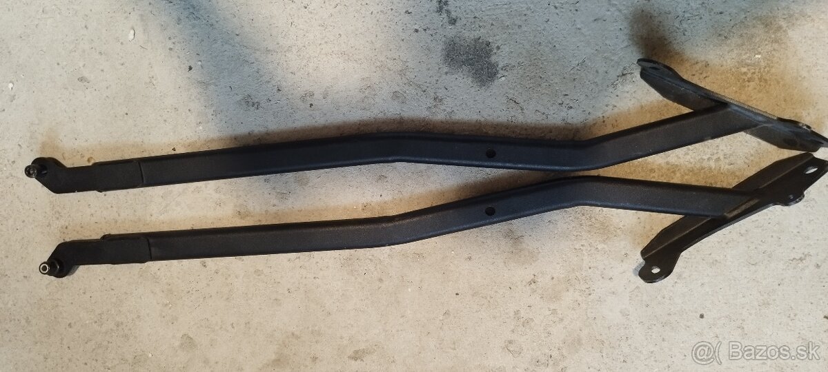 Montazna sada kufra Honda CBR650f - 2