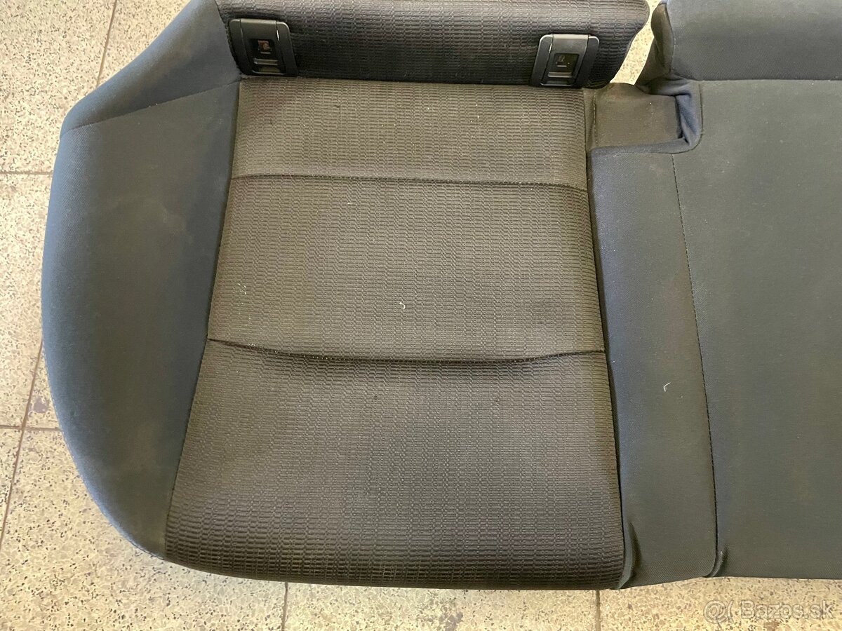 Zadné sedadlo Subaru Outback 2015-2019 - 2