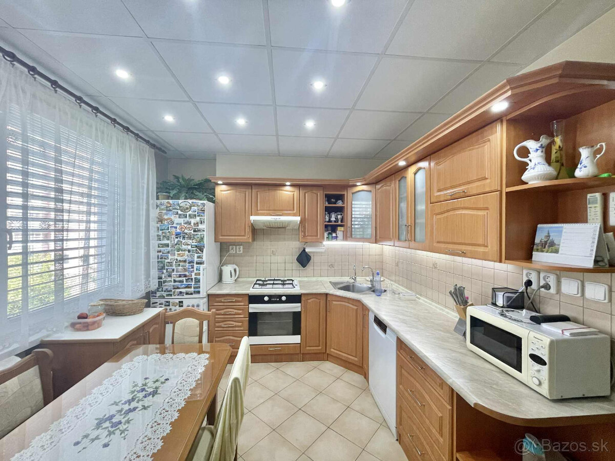 Na predaj byt 3+1 s 2x balkón+komora+pivnica v Skalici - 2