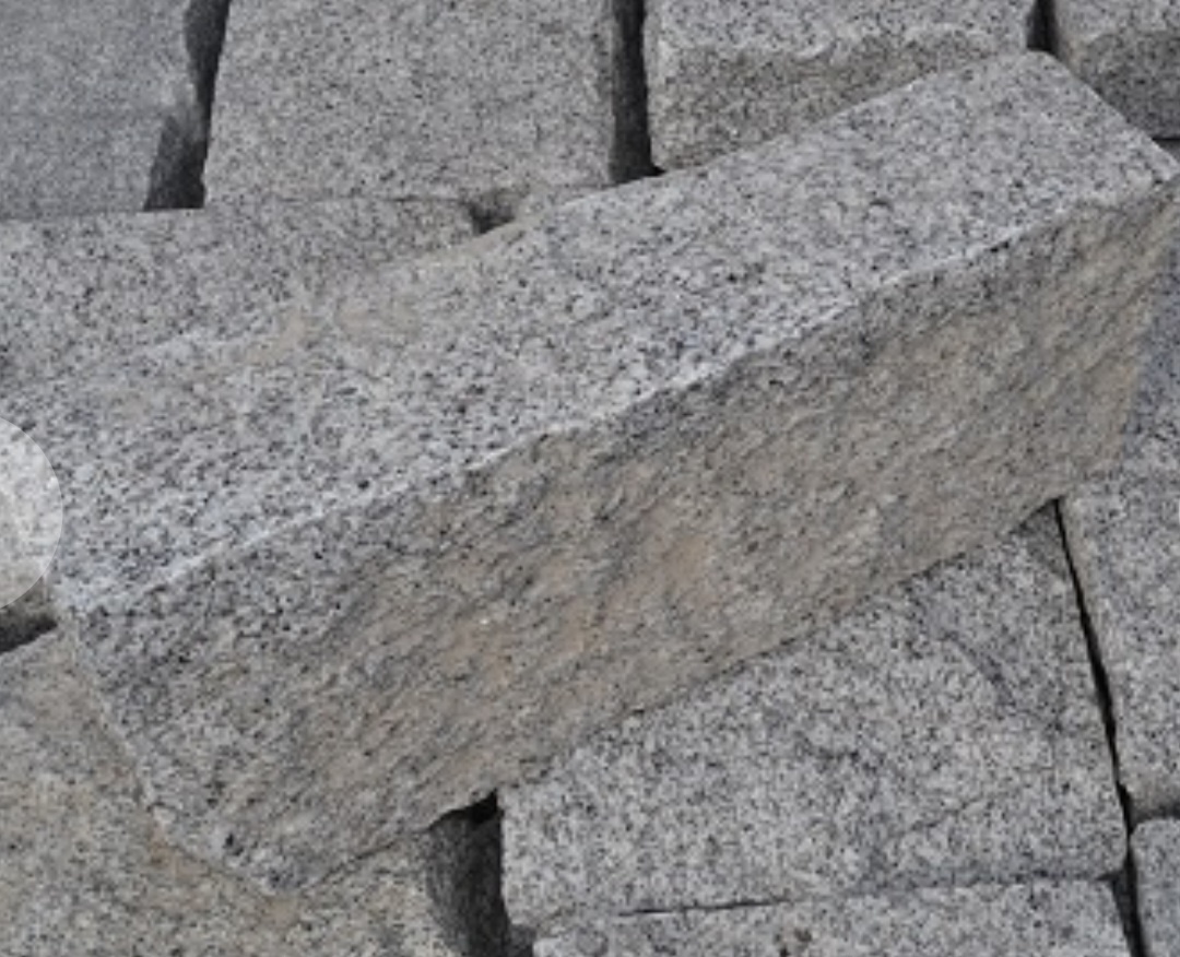 Na predaj žulové obrubníky - 2