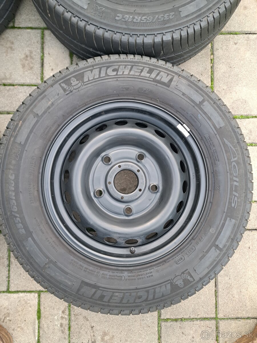 Letne pneu Ford Transit 235/65 R16C - 2