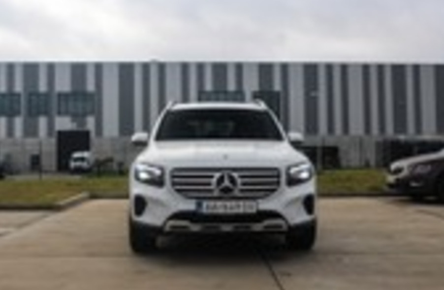 Mercedes-Benz GLB 200d A/T - 2