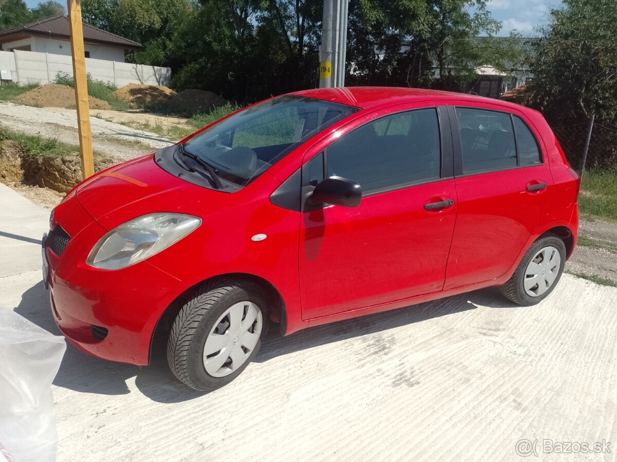 Toyota Yaris - 2