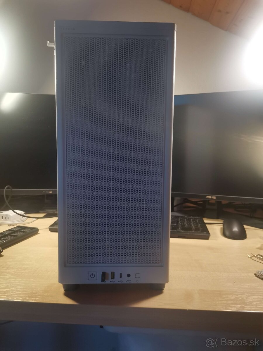 Mini-ITX/SFF herný PC Ryzen 7 7800X3D / RX 7900 GRE - 2
