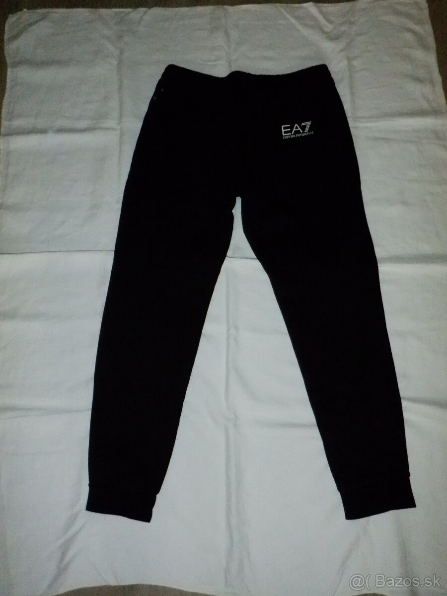 Krásne tepláky Armani - 2