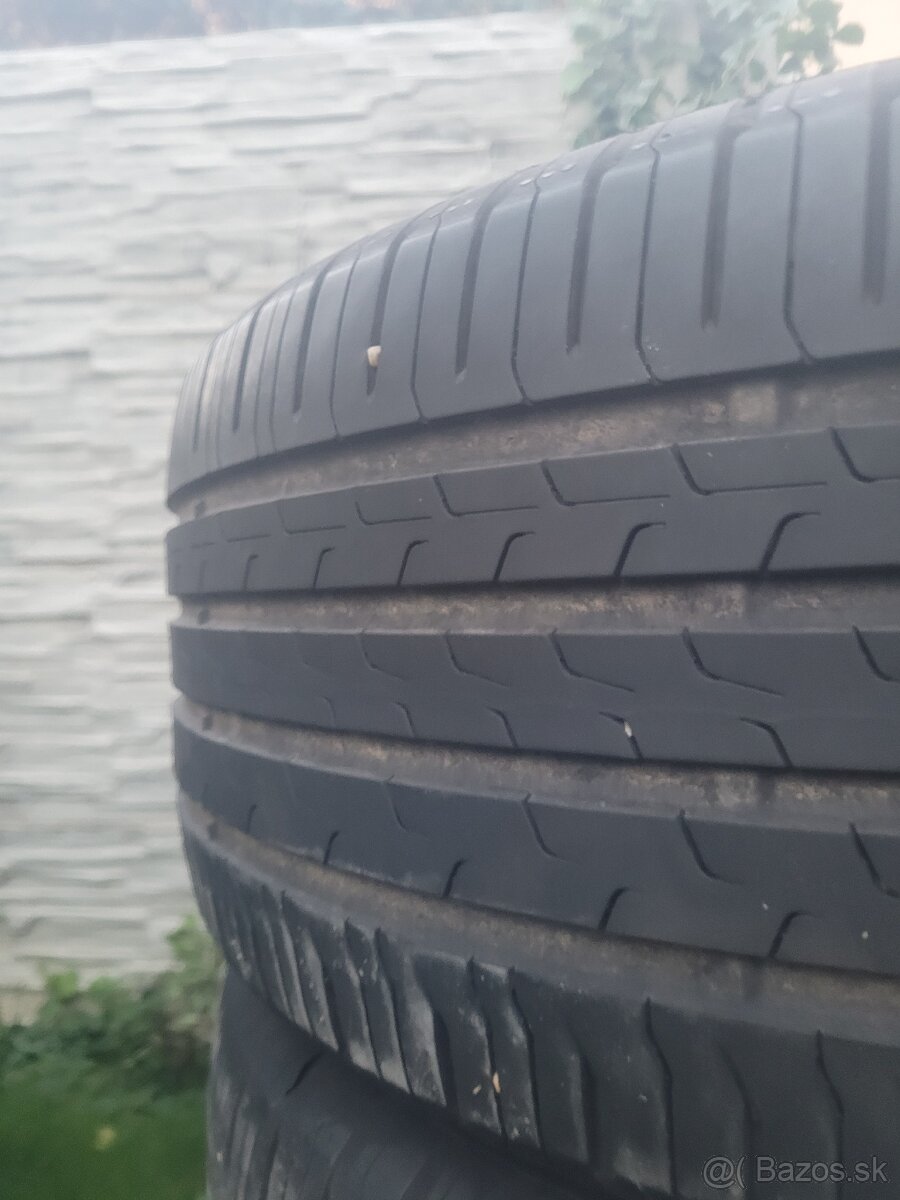 Predám letné pneumatiky CONTINENTAL 225/55 R17 - 2