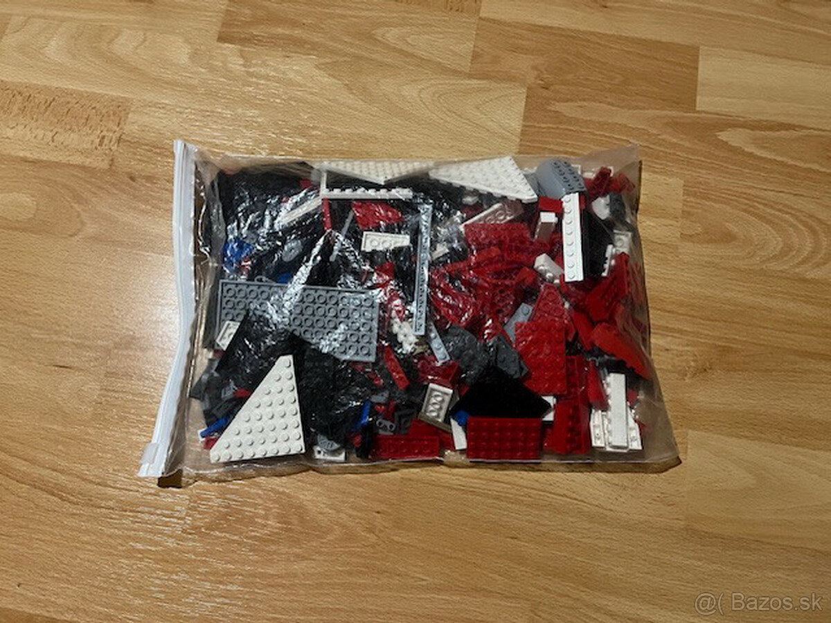 Lego Creator - Burácajúci tryskáč - 2