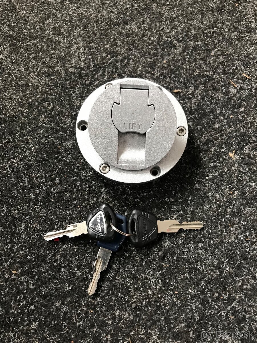 Triumph Street Triple 675 - 2