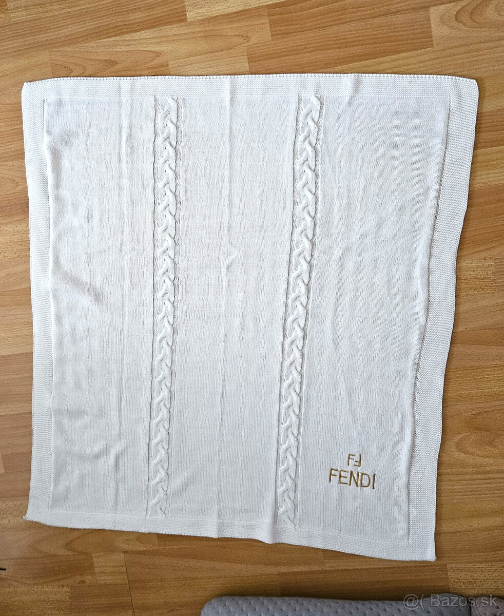 Jednoduchá pletená prikrývka, 90x82 cm - 2