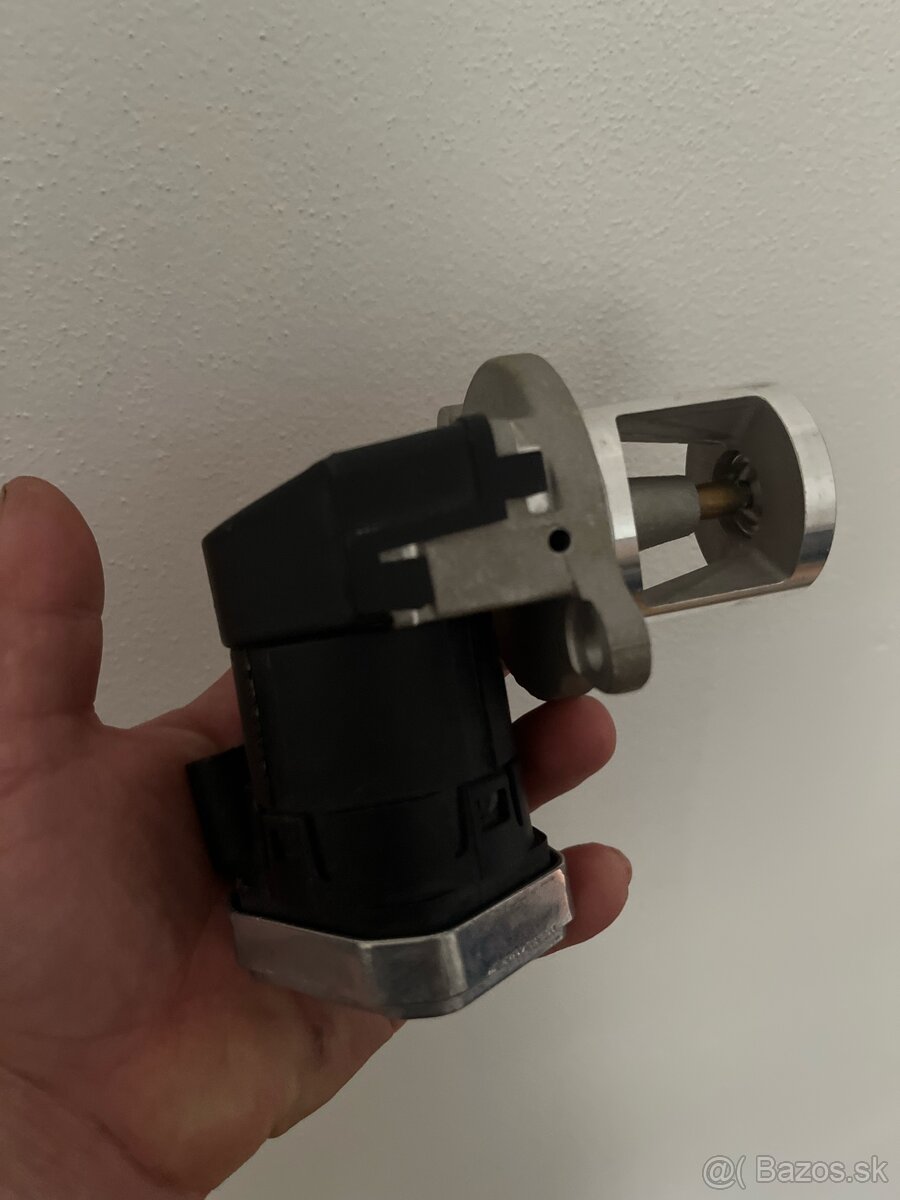 EGR Valve compatible for Mercedes-Benz - 2