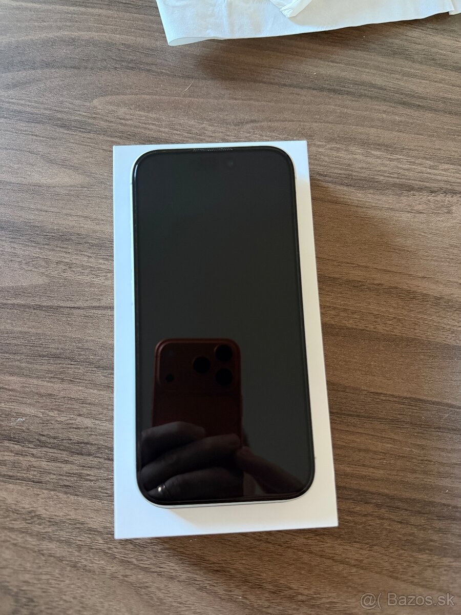Apple iphone 16 256gb White - 2