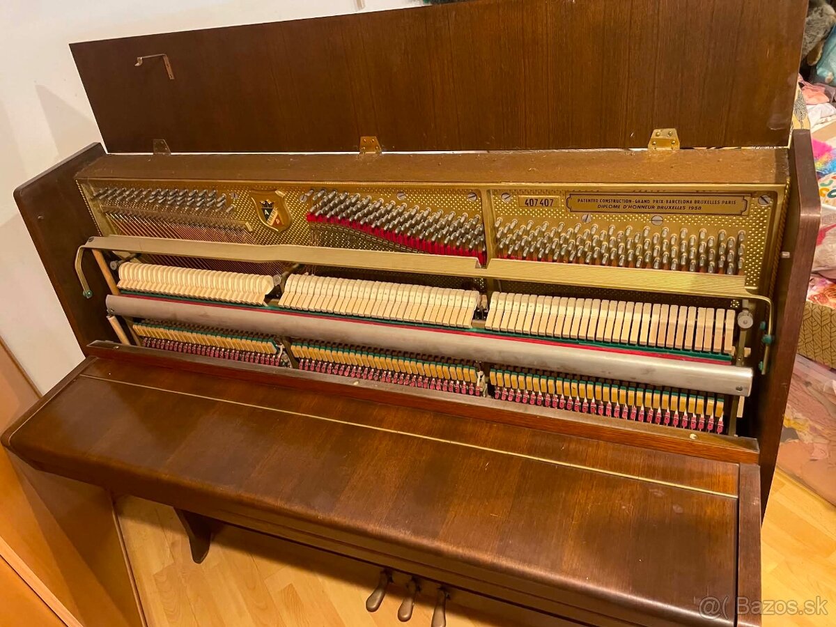 Pianino Petrof 115-III - 2