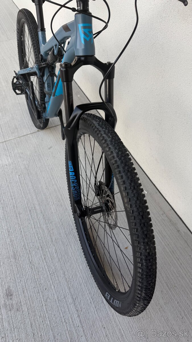 Rock Machine Blizzard XCM30 - TOP stav - 2